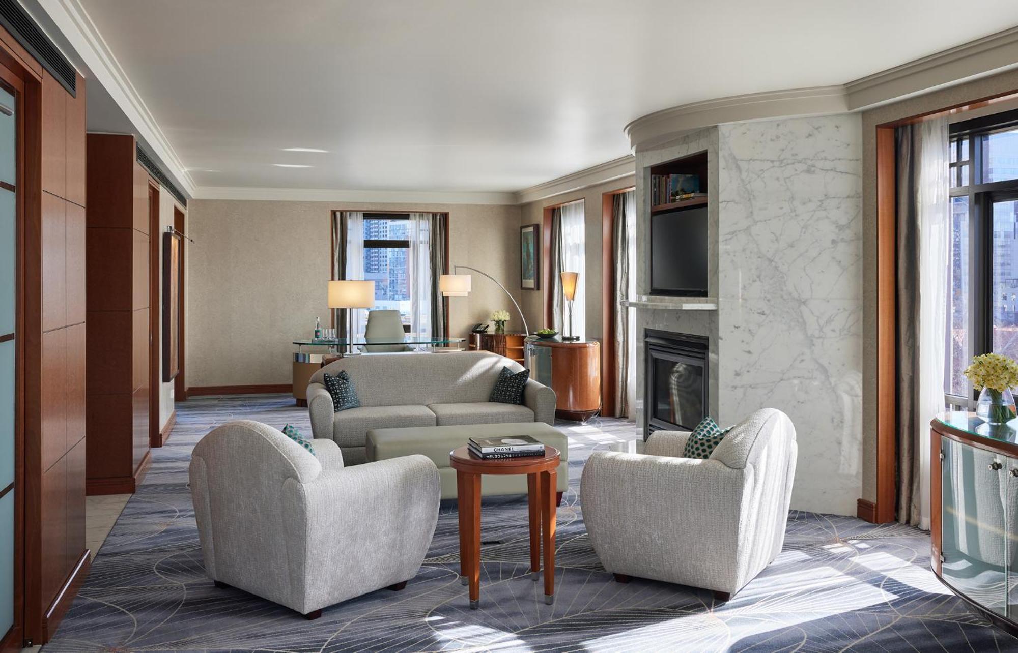 Park Hyatt Melbourne Ξενοδοχείο Εξωτερικό φωτογραφία A living room in a suite at the Four Seasons Hotel, Washington, D.C.